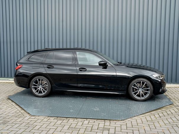 BMW 320i Touring 135 kW image number 31