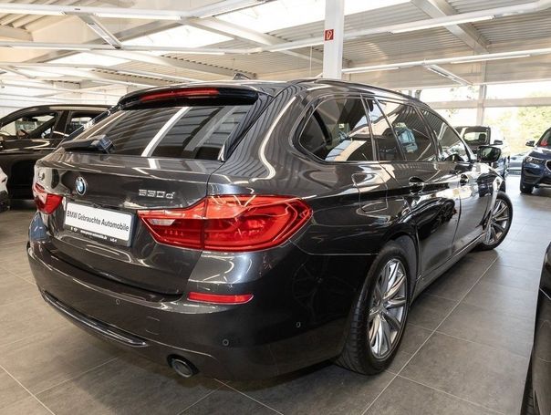 BMW 530d Touring xDrive Sport Line 195 kW image number 2