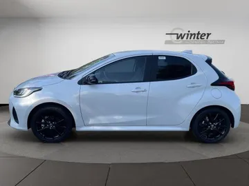 Car image 3