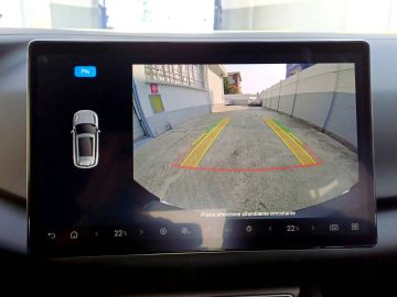 Car image 26