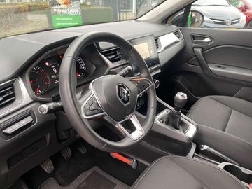 Car image 9