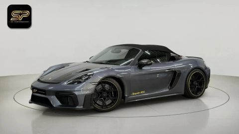 Car image 4