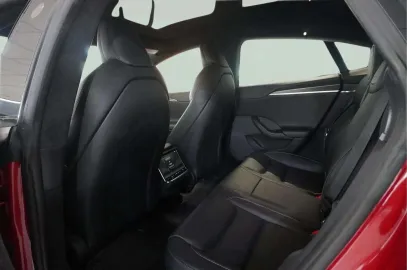 Car image 27