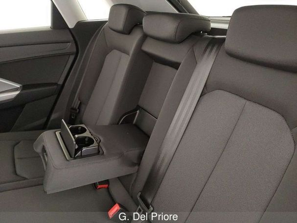 Audi Q3 45 TFSIe S tronic 180 kW image number 23