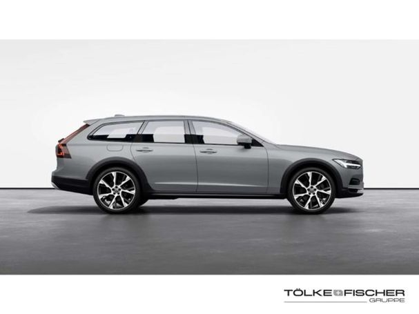 Volvo V90 Cross Country AWD B4 145 kW image number 2