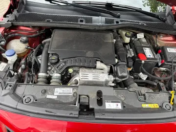 Car image 24