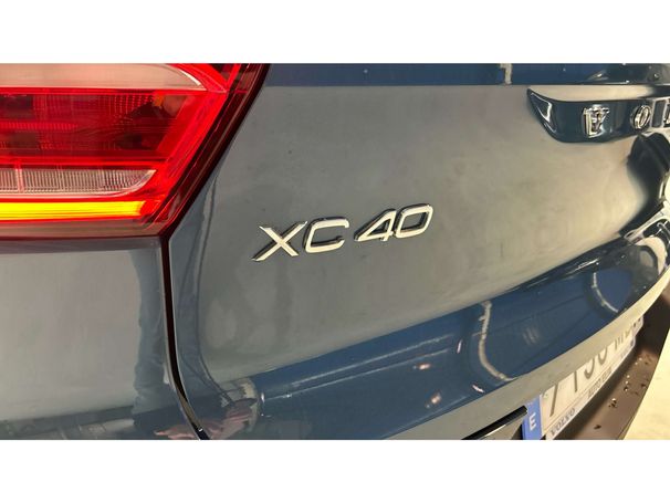 Volvo XC40 Recharge T4 Core 155 kW image number 38