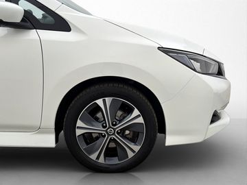 Car image 31
