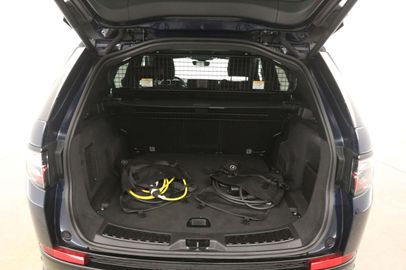 Car image 30