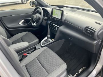 Car image 9