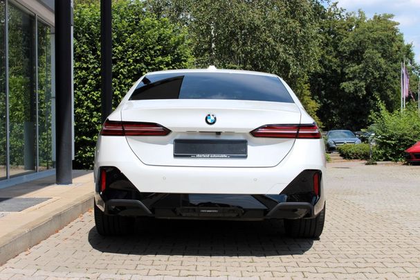 BMW 520i 140 kW image number 6