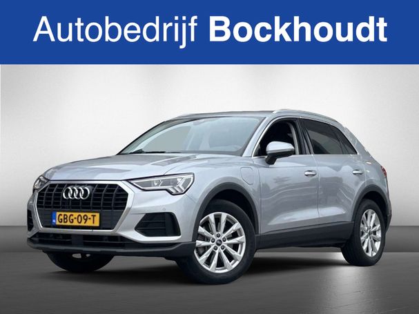 Audi Q3 45 TFSIe 180 kW image number 1