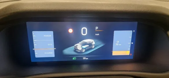 Car image 26