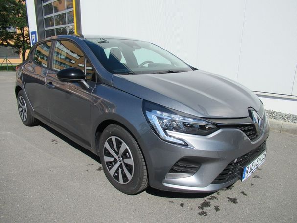 Renault Clio TCe 90 66 kW image number 2