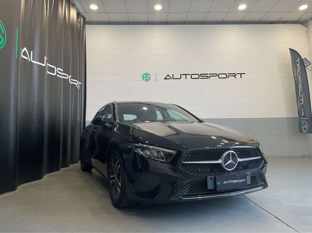 Mercedes-Benz A 180 100 kW image number 2