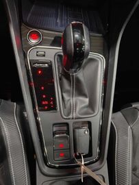 Car image 33