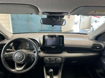 Car image 10