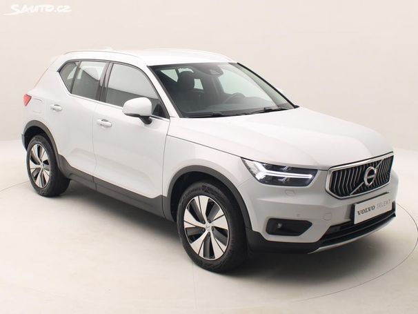 Volvo XC40 Recharge R T4 155 kW image number 15