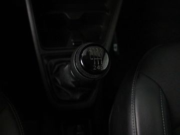 Car image 36