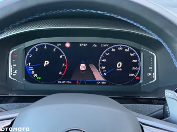 Car image 33