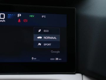 Car image 27