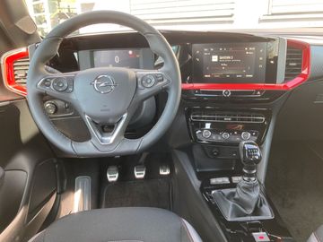 Car image 15