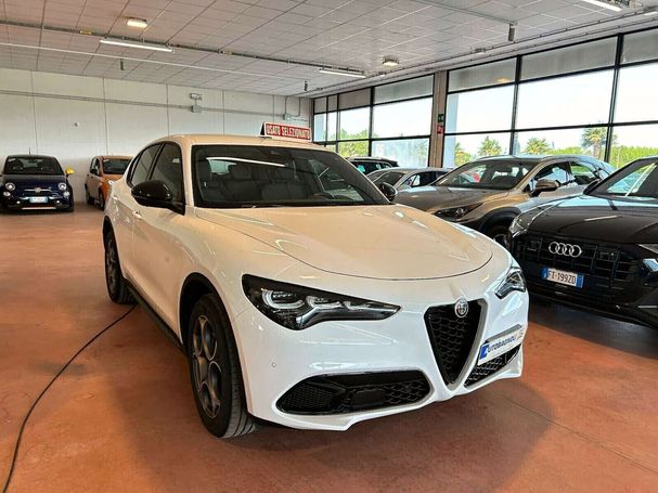 Alfa Romeo Stelvio 2.2 Diesel AT8 Q4 154 kW image number 2