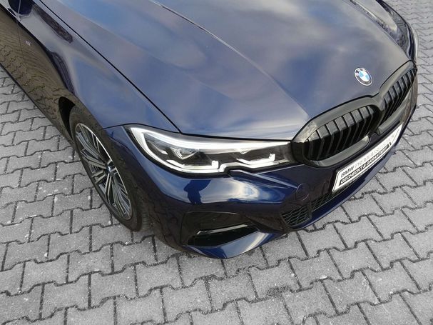 BMW 320d Touring M Sport 140 kW image number 10