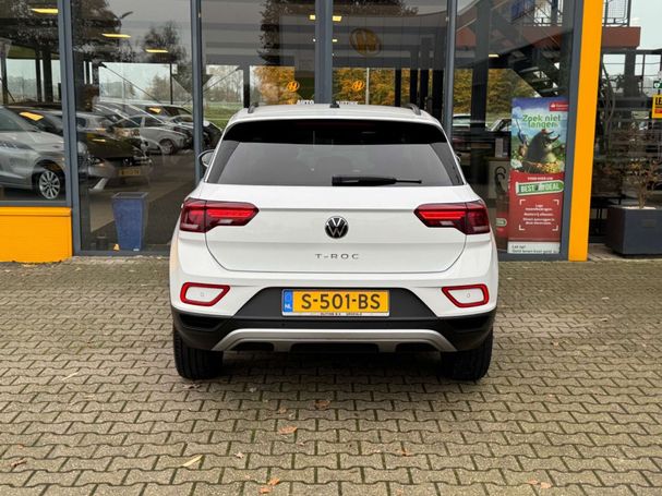 Volkswagen T-Roc 1.0 TSI T-Roc 81 kW image number 8