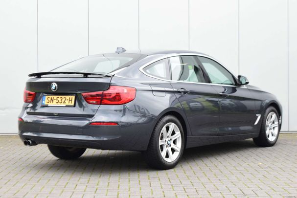 BMW 320i Gran Turismo 135 kW image number 7