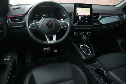 Car image 16