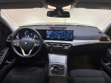 Car image 35