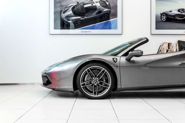 Ferrari 488 Spider 492 kW image number 17