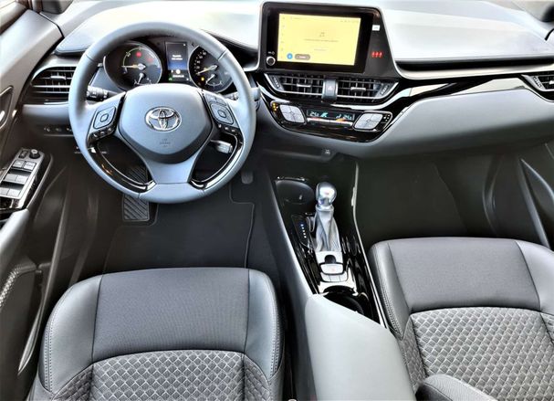 Toyota C-HR Hybrid 90 kW image number 10