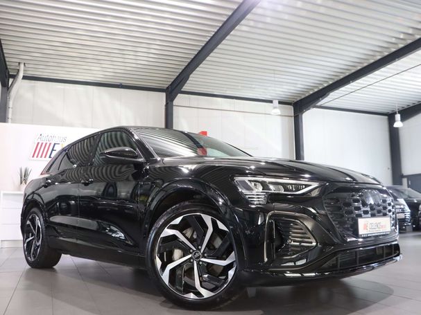 Audi Q8 50 quattro e-tron S-line Sport 250 kW image number 5