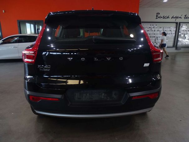 Volvo XC40 T4 192 kW image number 6