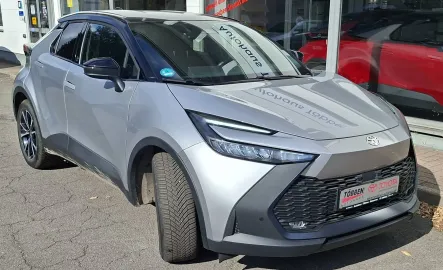 Car image 2