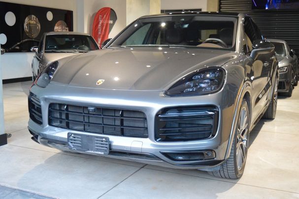 Porsche Cayenne E-Hybrid 340 kW image number 2