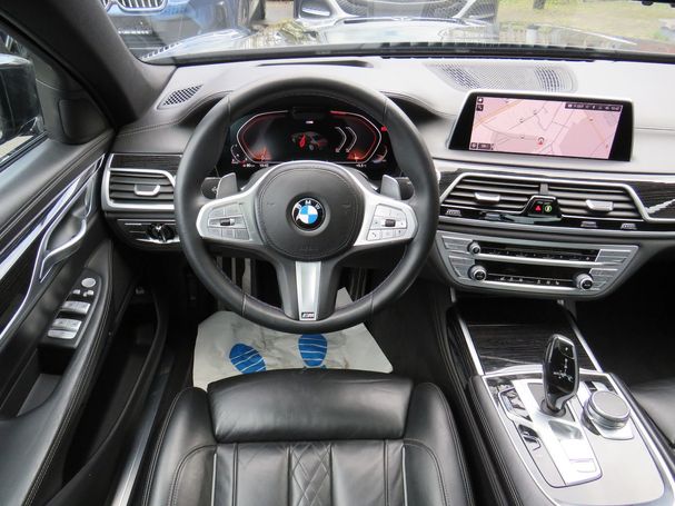 BMW 730d xDrive M Sport 195 kW image number 12