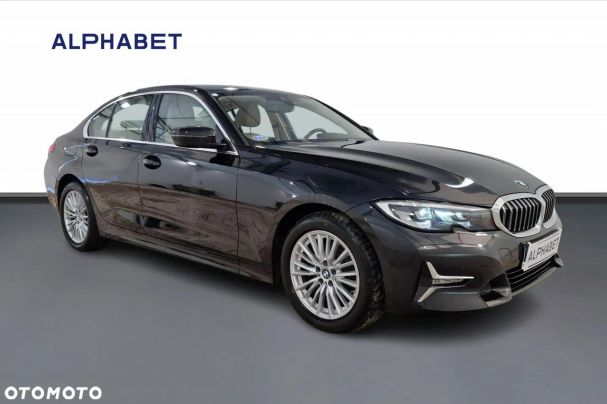 BMW 318d Luxury Line 110 kW image number 9