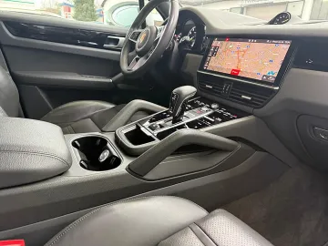 Car image 50