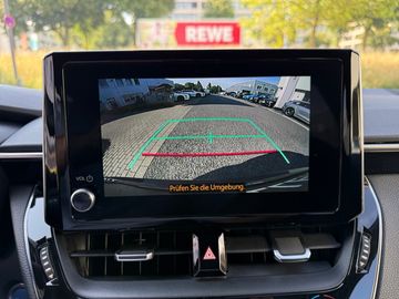Car image 29