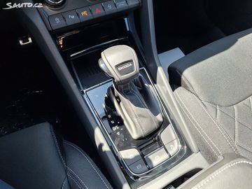 Car image 30