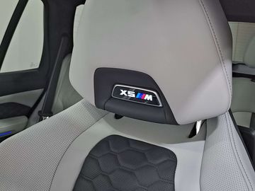 Car image 41