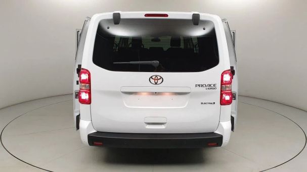 Toyota Proace Verso 100 kW image number 13