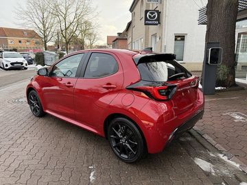 Car image 3