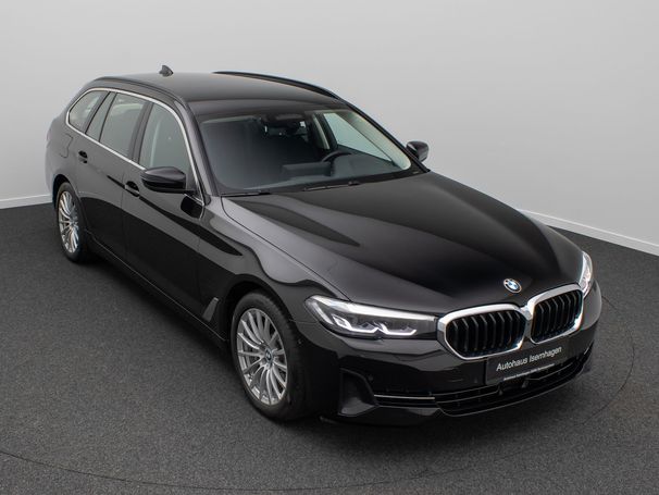 BMW 530 Touring 215 kW image number 2