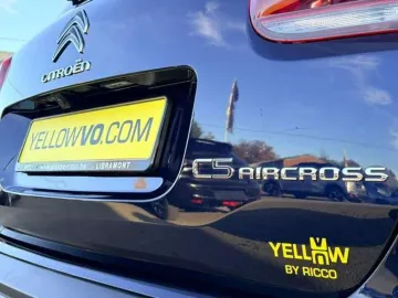 Car image 33