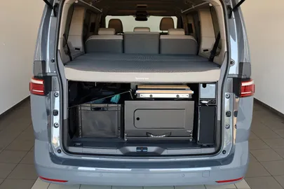 Car image 38