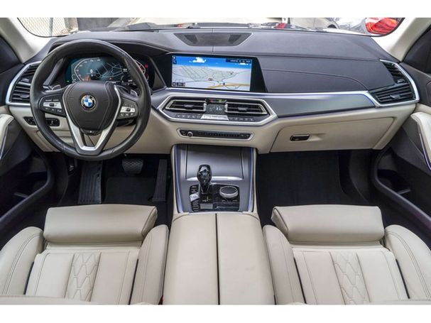 BMW X5 xDrive 250 kW image number 35